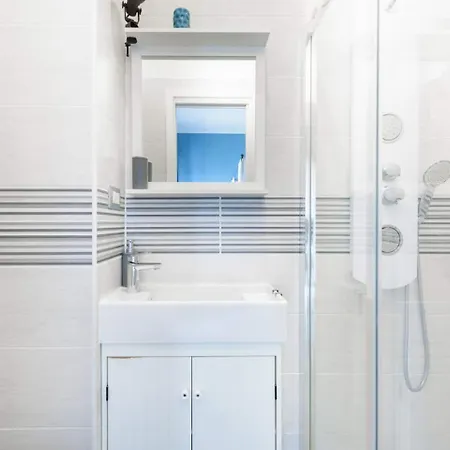 Apartment Laterani 3 Bedrooms With Parking
