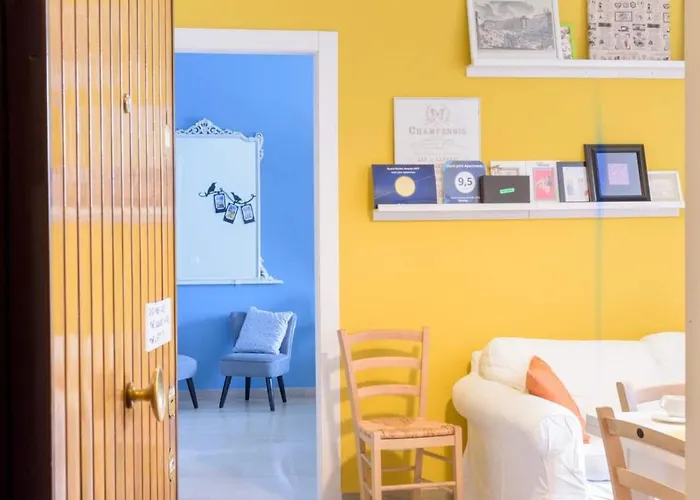 Laterani 3 Bedrooms With Parking Apartmán *