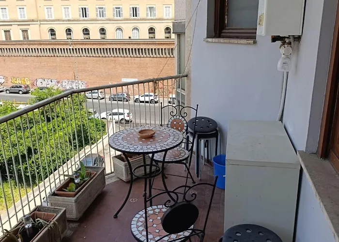 Laterani 3 Bedrooms With Parking *