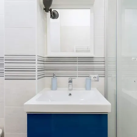 公寓 Laterani 3 Bedrooms With Parking 罗马